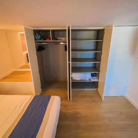 Bono Jacuzzi & Apartmán Saint-Laurent-du-Var