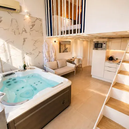 Bono Romantic & Private Jacuzzi Lejlighed Saint-Laurent-du-Var