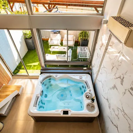 Lejlighed Bono Romantic & Private Jacuzzi