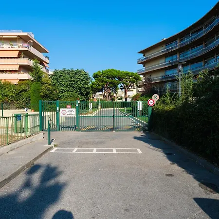 Apartamento Bono Jacuzzi & Saint-Laurent-du-Var