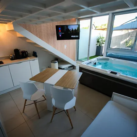 Apartment Bono Jacuzzi &