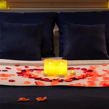 Bono Romantic & Private Jacuzzi 公寓
